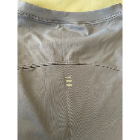 Unisex Sleeveless Gray Breathable Cooling Workout / Running Crop Tank Top - Picture 11 of 12